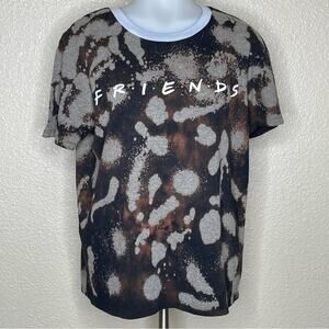Love Tribe|Friends T-shirt Size M